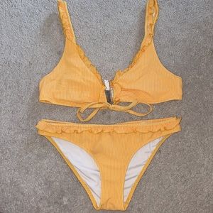 Solid & Striped Yellow-Orange Ruffle Bikini Swimsuit Set Size Small
